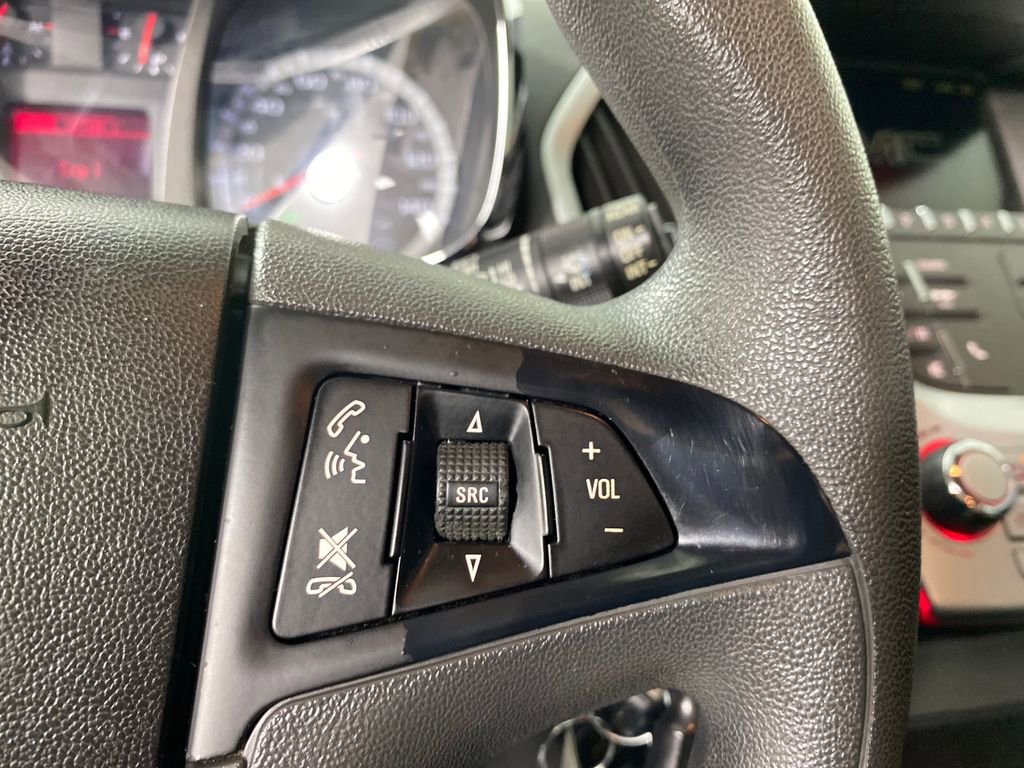 Used 2017 GMC Terrain SLE image 12