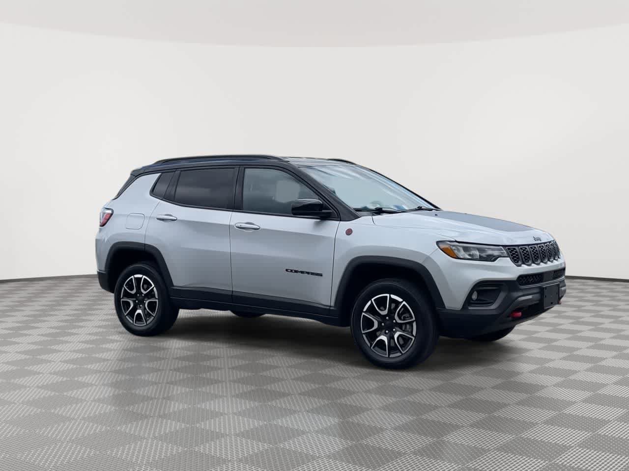 Used 2024 Jeep Compass Trailhawk AWD/4WD video 2