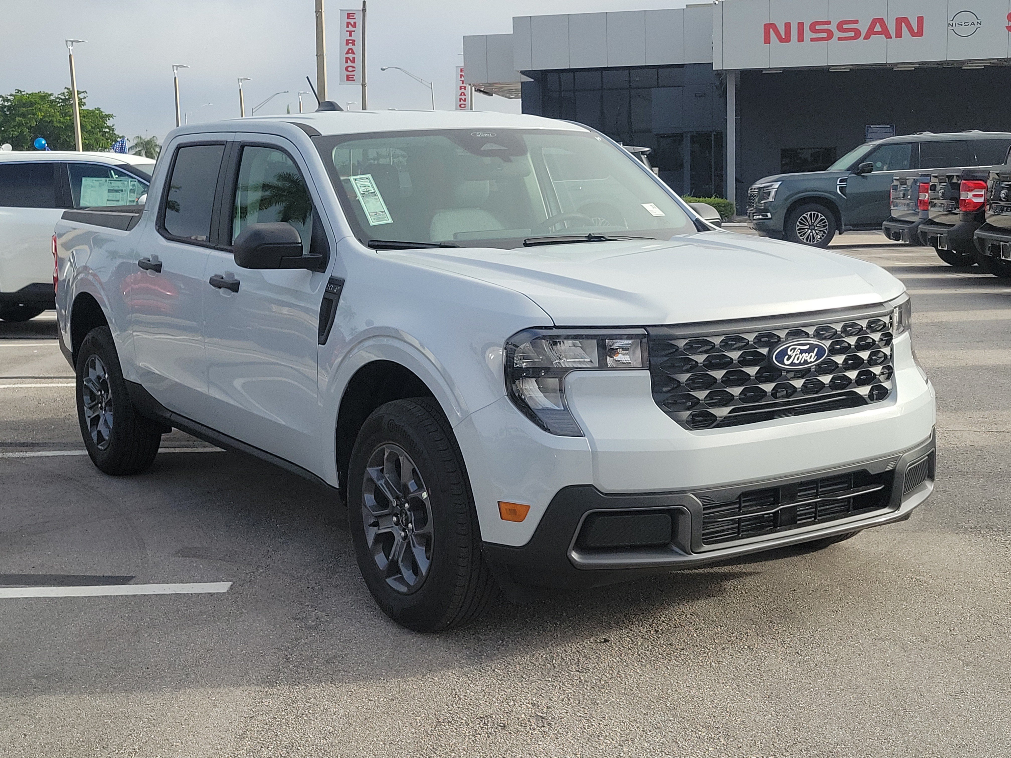 New 2026 Ford Maverick XLT FWD image 3
