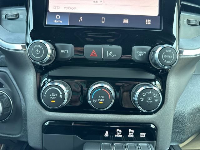New 2026 RAM 1500 Express AWD/4WD image 16