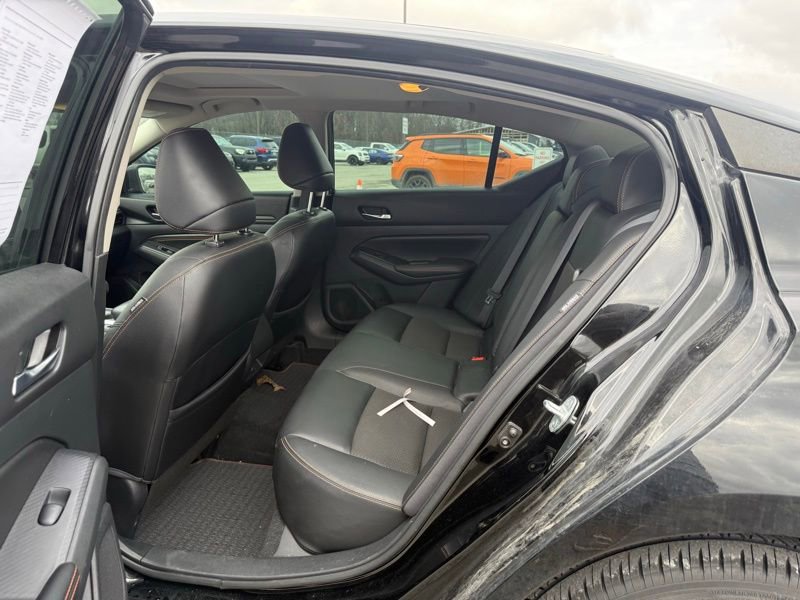 Used 2020 Nissan Altima 2.5 SR w/ Premium Package image 11