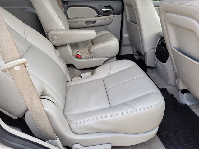 Used 2013 Chevrolet Tahoe LT w/ Texas Edition RWD image 13