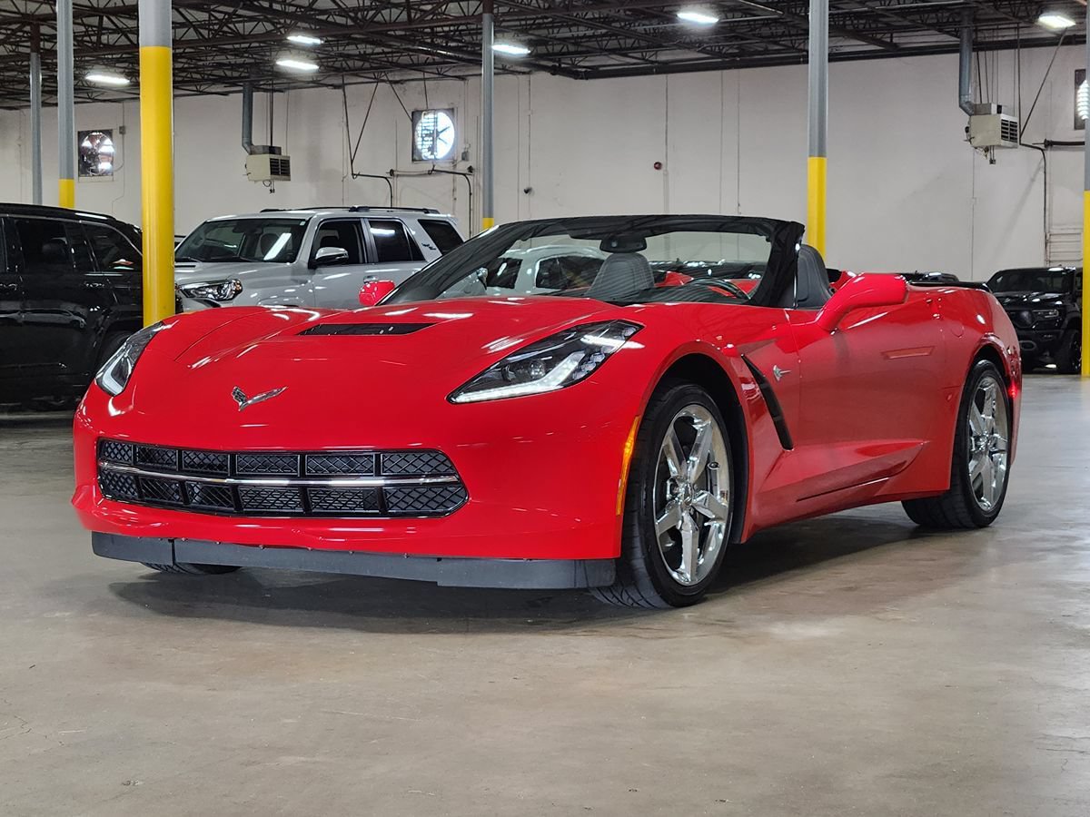 Used 2015 Chevrolet Corvette Stingray Convertible w/ 3LT Preferred Equipment Group RWD image 4