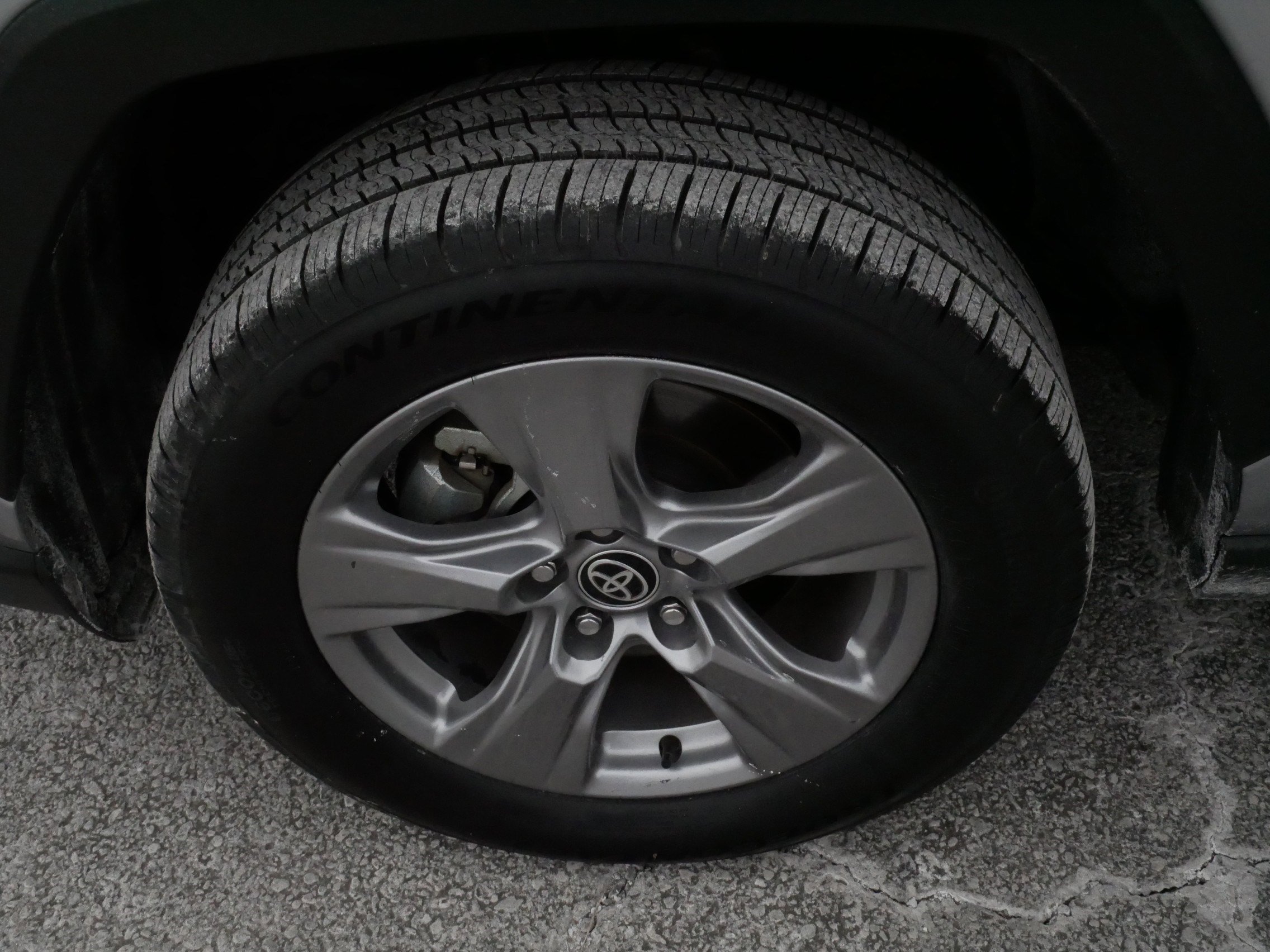 Used 2025 Toyota RAV4 LE image 15