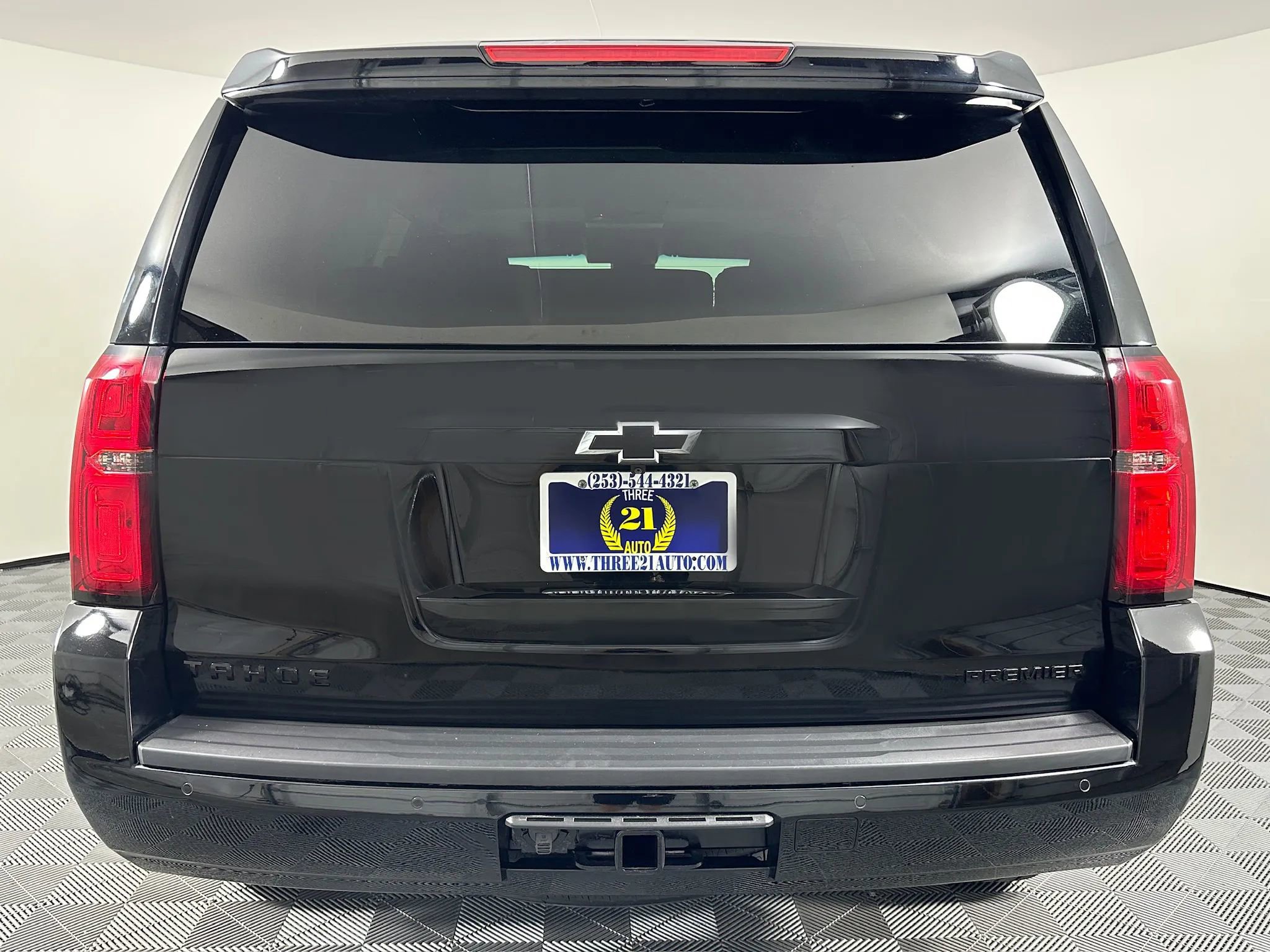 Used 2019 Chevrolet Tahoe Premier AWD/4WD image 9