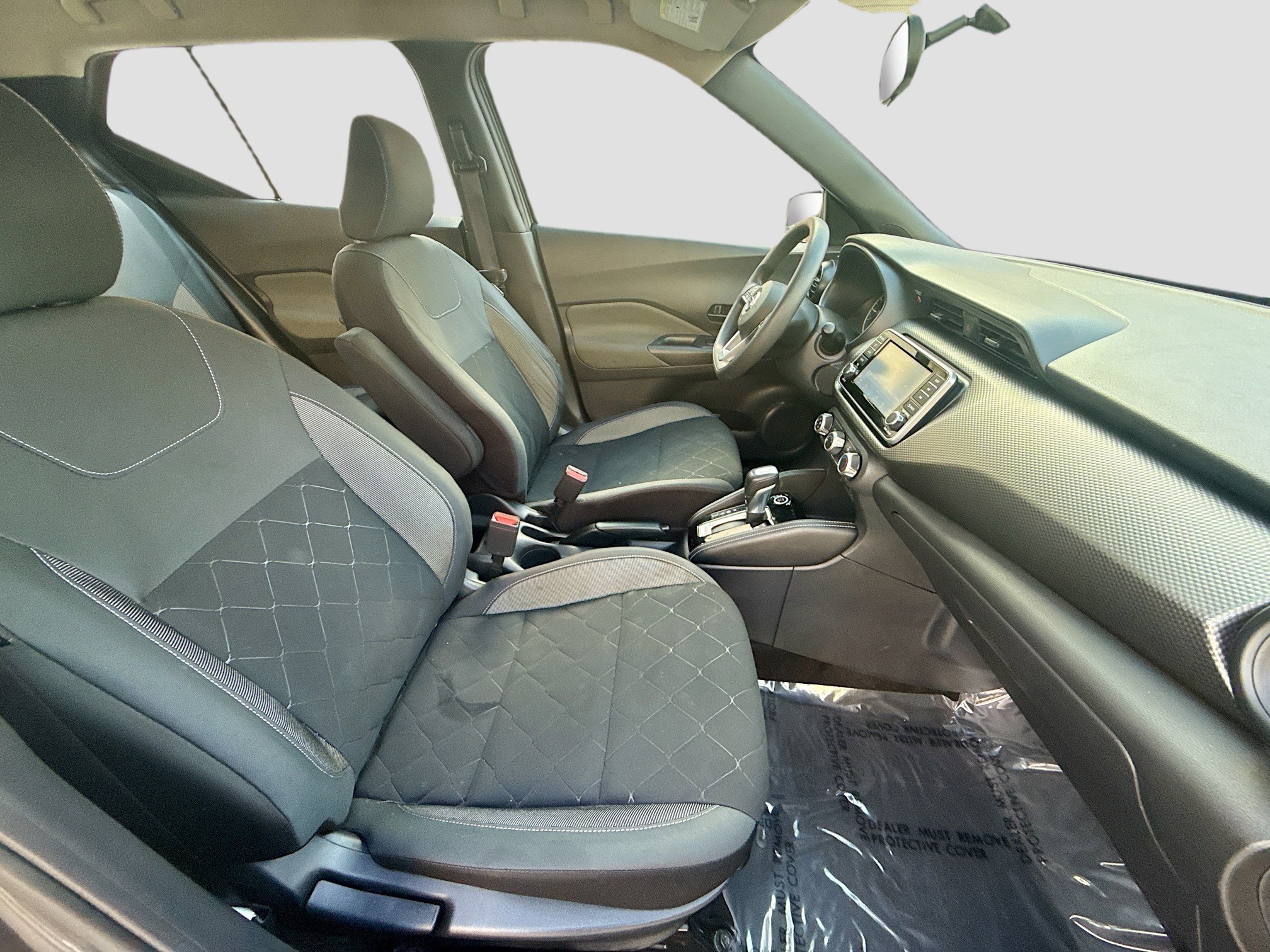 Used 2019 Nissan Kicks S image 30