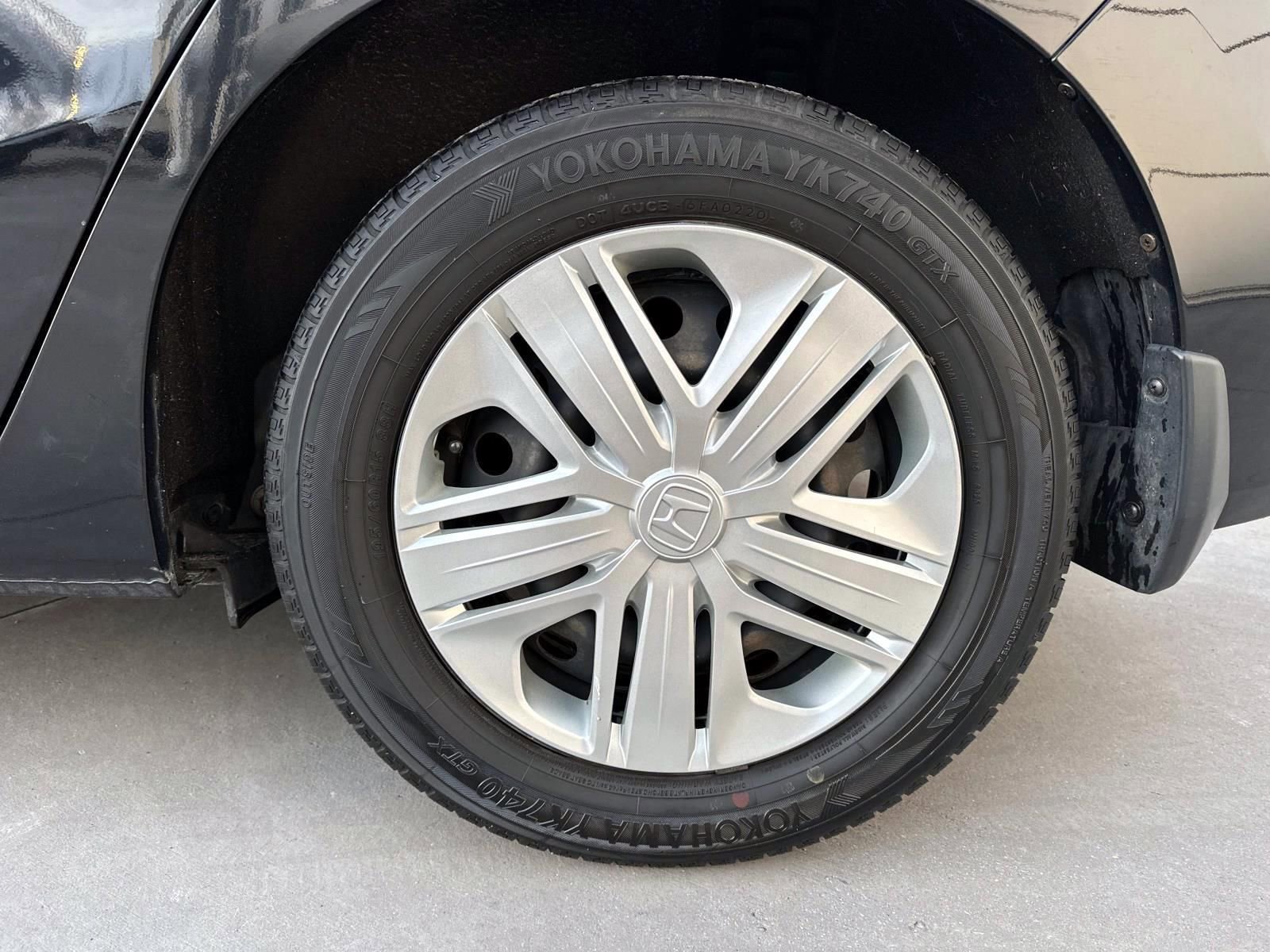 Used 2018 Honda Fit LX image 10