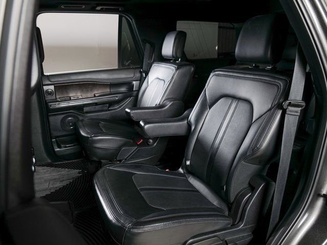 Used 2020 Ford Expedition Limited w/ Equipment Group 302A AWD/4WD image 5