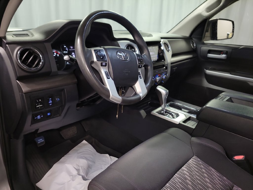 Used 2018 Toyota Tundra SR5 w/ SR5 Upgrade Package RWD image 19