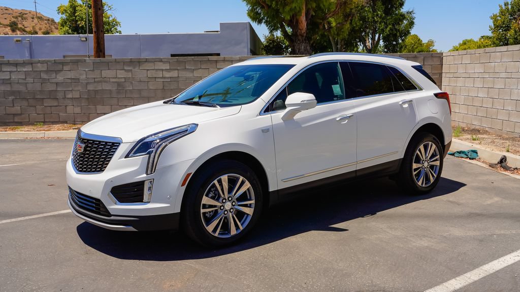 New 2026 Cadillac XT5 Premium Luxury AWD/4WD image 3