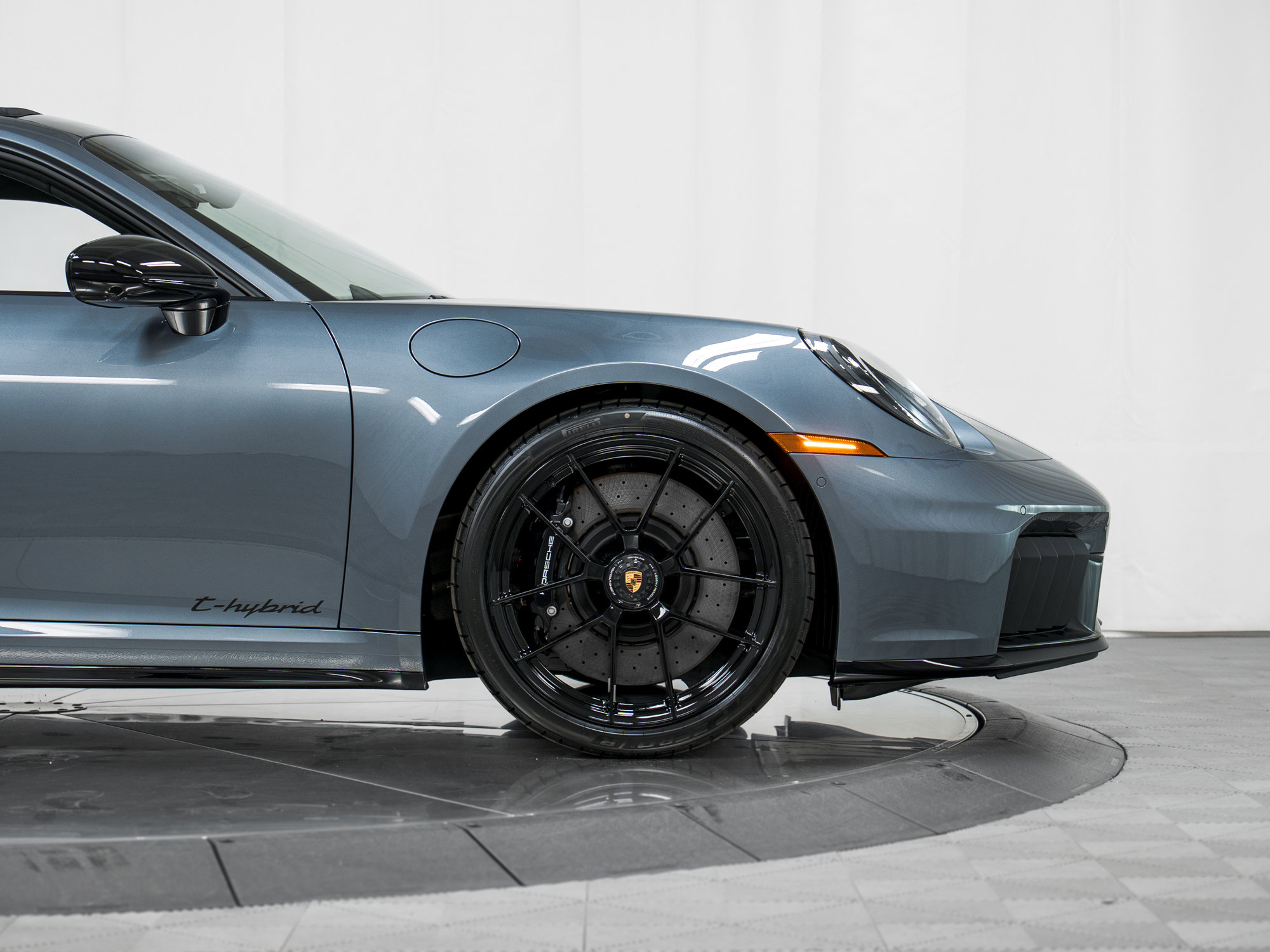 New 2026 Porsche 911 Carrera 4 GTS image 11