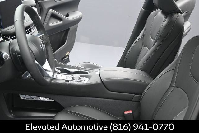 Certified 2026 INFINITI QX60 Pure w/ Cargo Package AWD/4WD image 18
