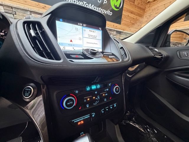 Used 2018 Ford Escape Titanium AWD/4WD image 21