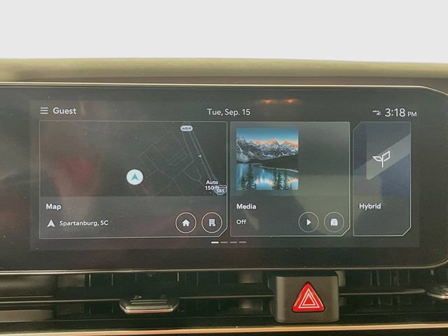 Used 2025 Kia Carnival EX FWD image 16