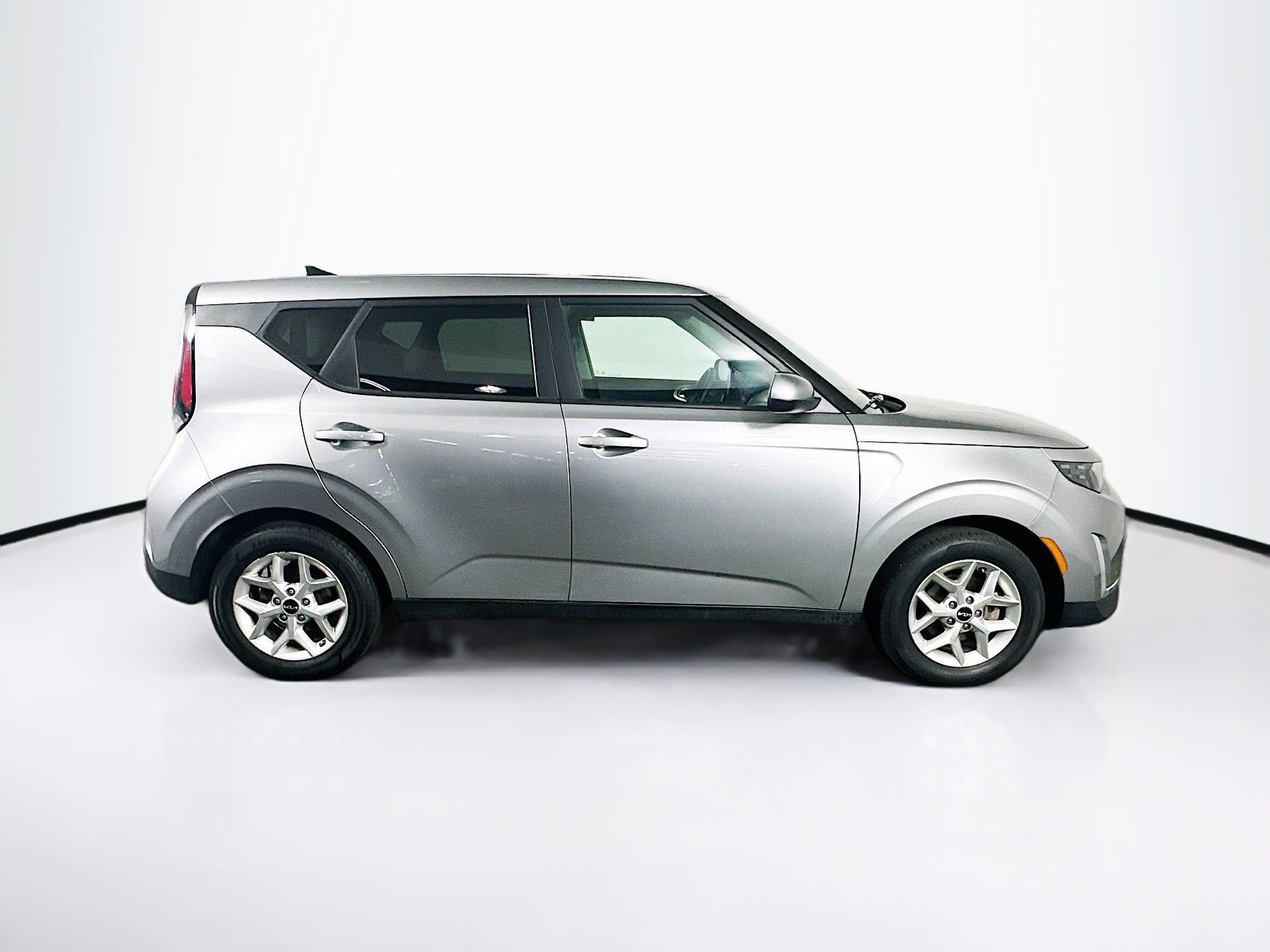 Used 2024 Kia Soul LX w/ Option Group 015 image 10