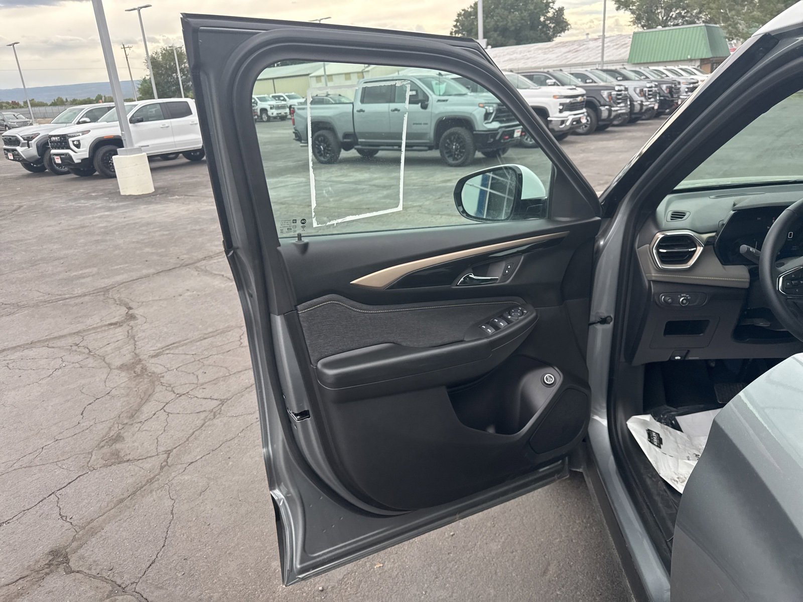 New 2025 Chevrolet TrailBlazer ACTIV w/ Convenience Package image 9