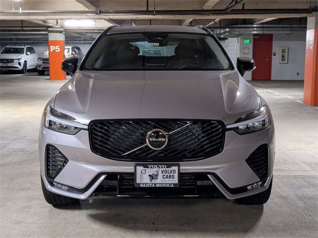 New 2026 Volvo XC60 B5 Ultra w/ Climate Package PRO image 8