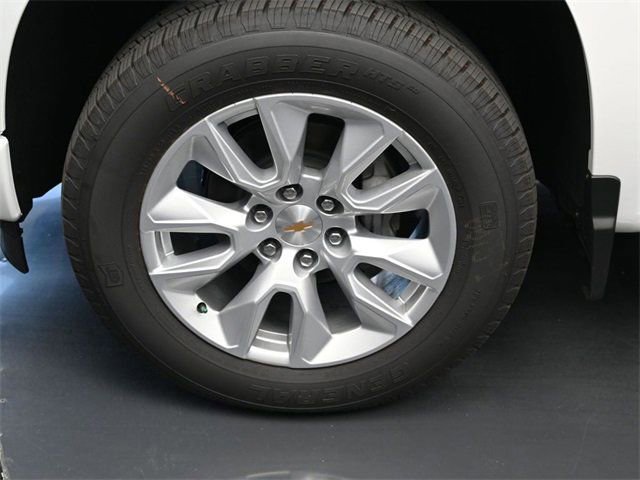 New 2025 Chevrolet Silverado 1500 Custom image 9