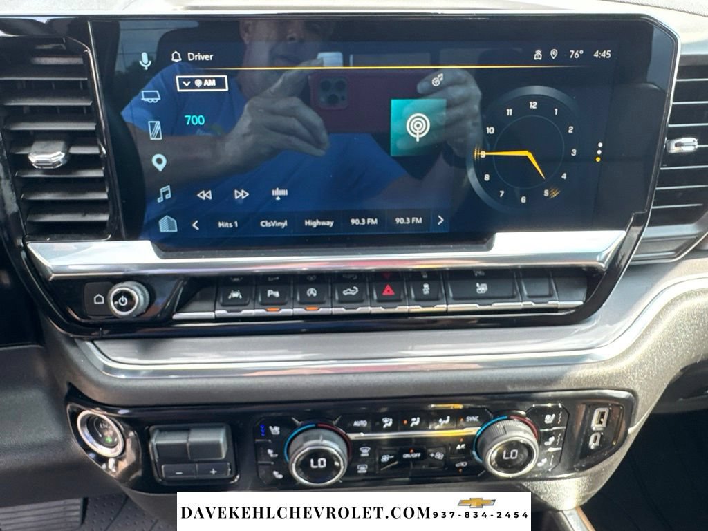 Used 2025 Chevrolet Silverado 1500 High Country w/ High Country Premium Package AWD/4WD image 15