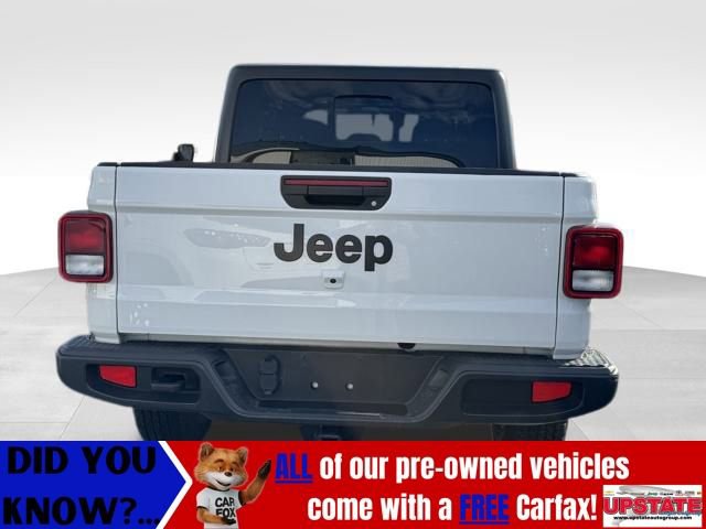 Used 2022 Jeep Gladiator Sport image 10