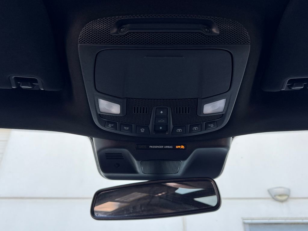 Used 2024 Ford Expedition Limited image 26