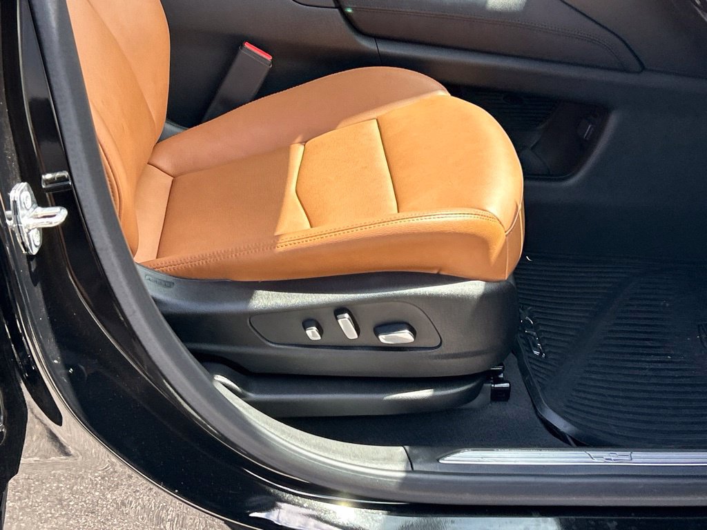 Used 2024 Cadillac XT5 Premium Luxury w/ Technology Package FWD image 43