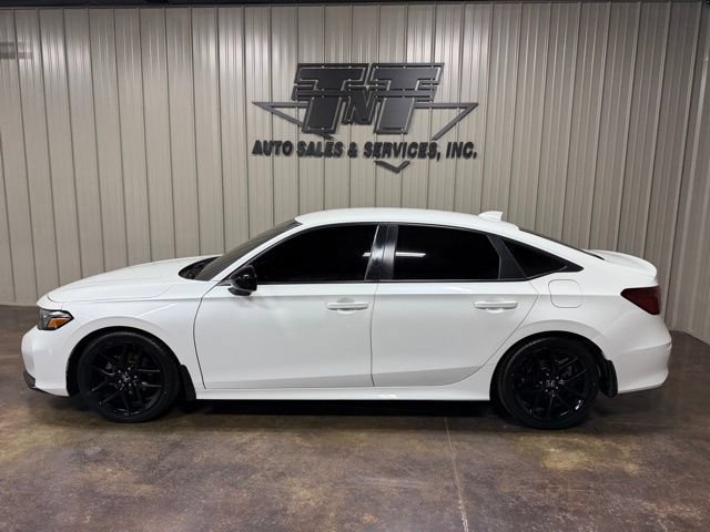 Used 2025 Honda Civic Sport image 3