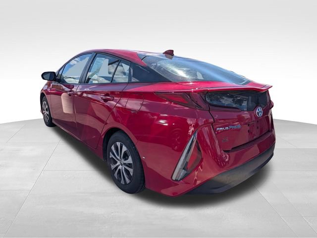 Used 2022 Toyota Prius Prime XLE FWD image 4