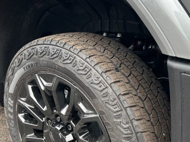 Used 2025 GMC Sierra 2500 Denali w/ Denali Reserve Package image 14