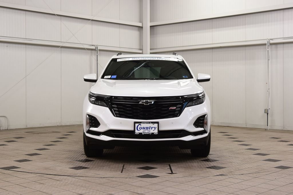 Used 2024 Chevrolet Equinox RS w/ RS Leather Package image 2