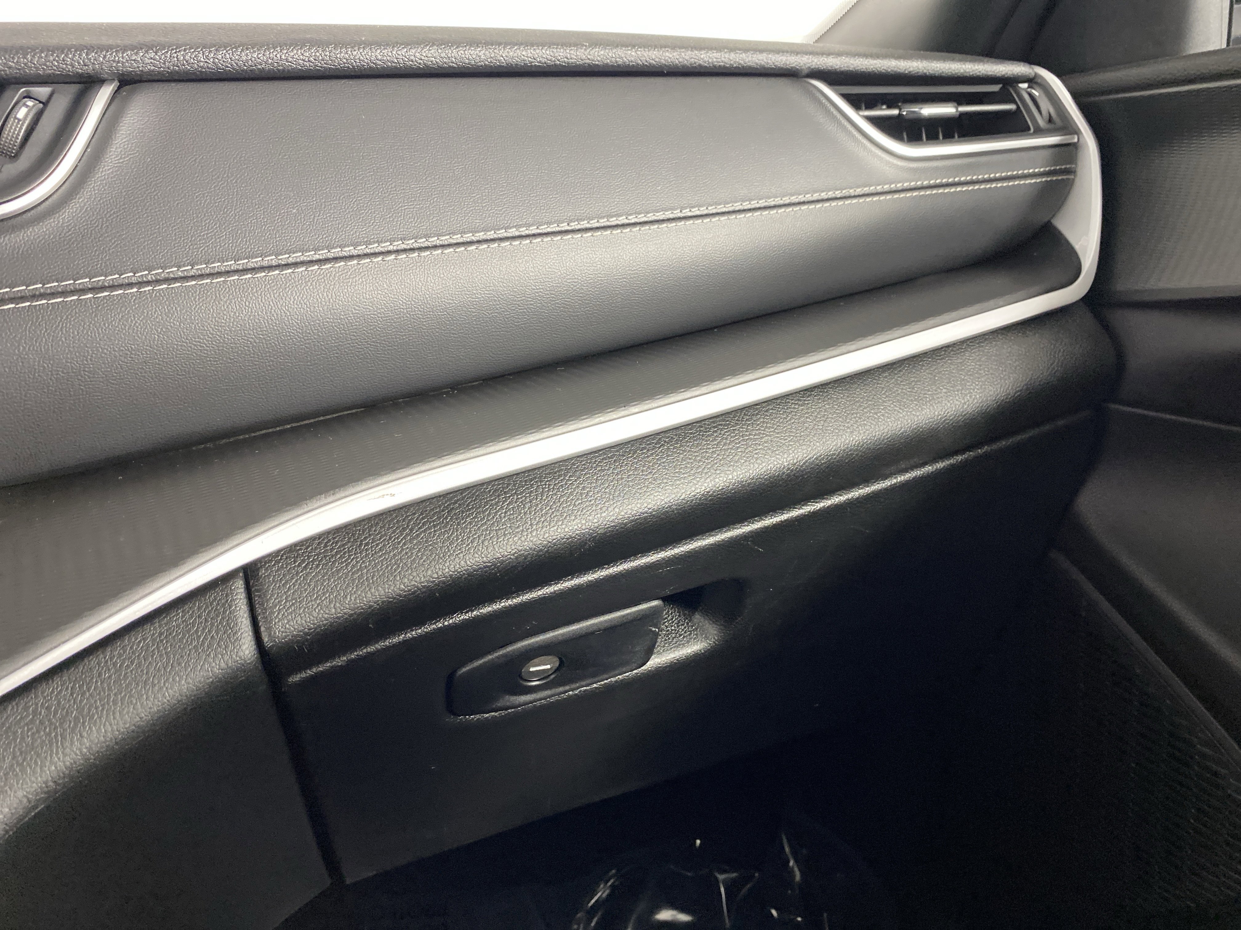 Used 2023 Jeep Grand Cherokee L Laredo image 35