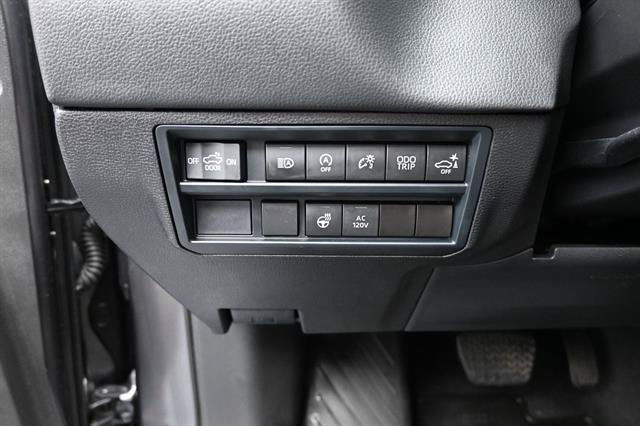 Used 2025 Toyota Tundra Limited RWD image 9