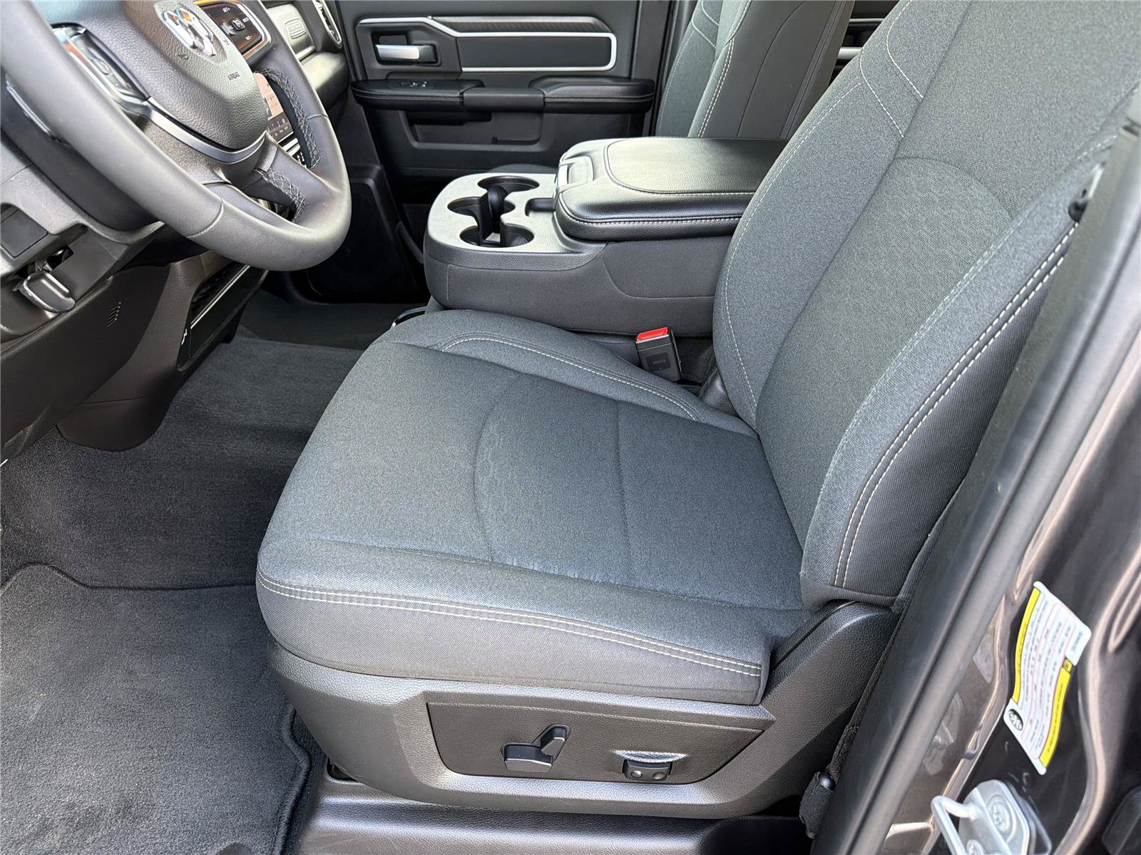 Used 2026 RAM 2500 Big Horn AWD/4WD image 8
