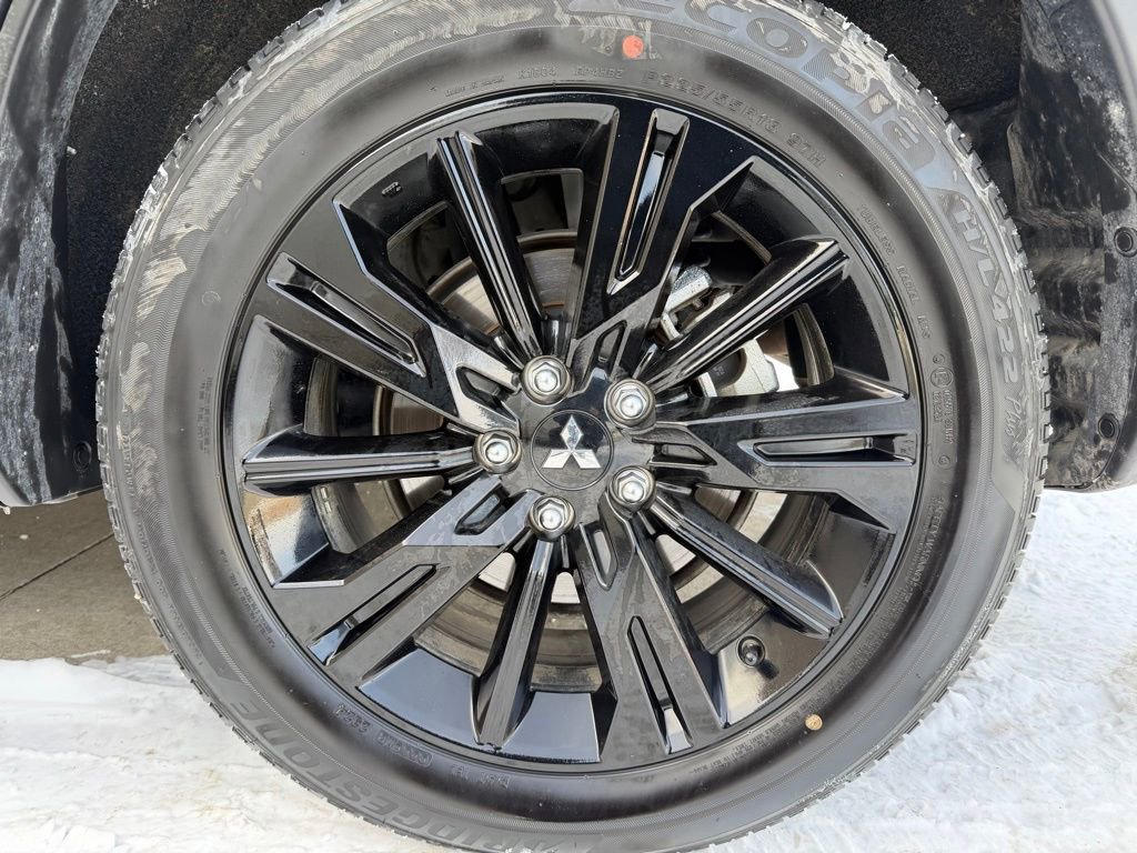 Used 2024 Mitsubishi Eclipse Cross LE image 25