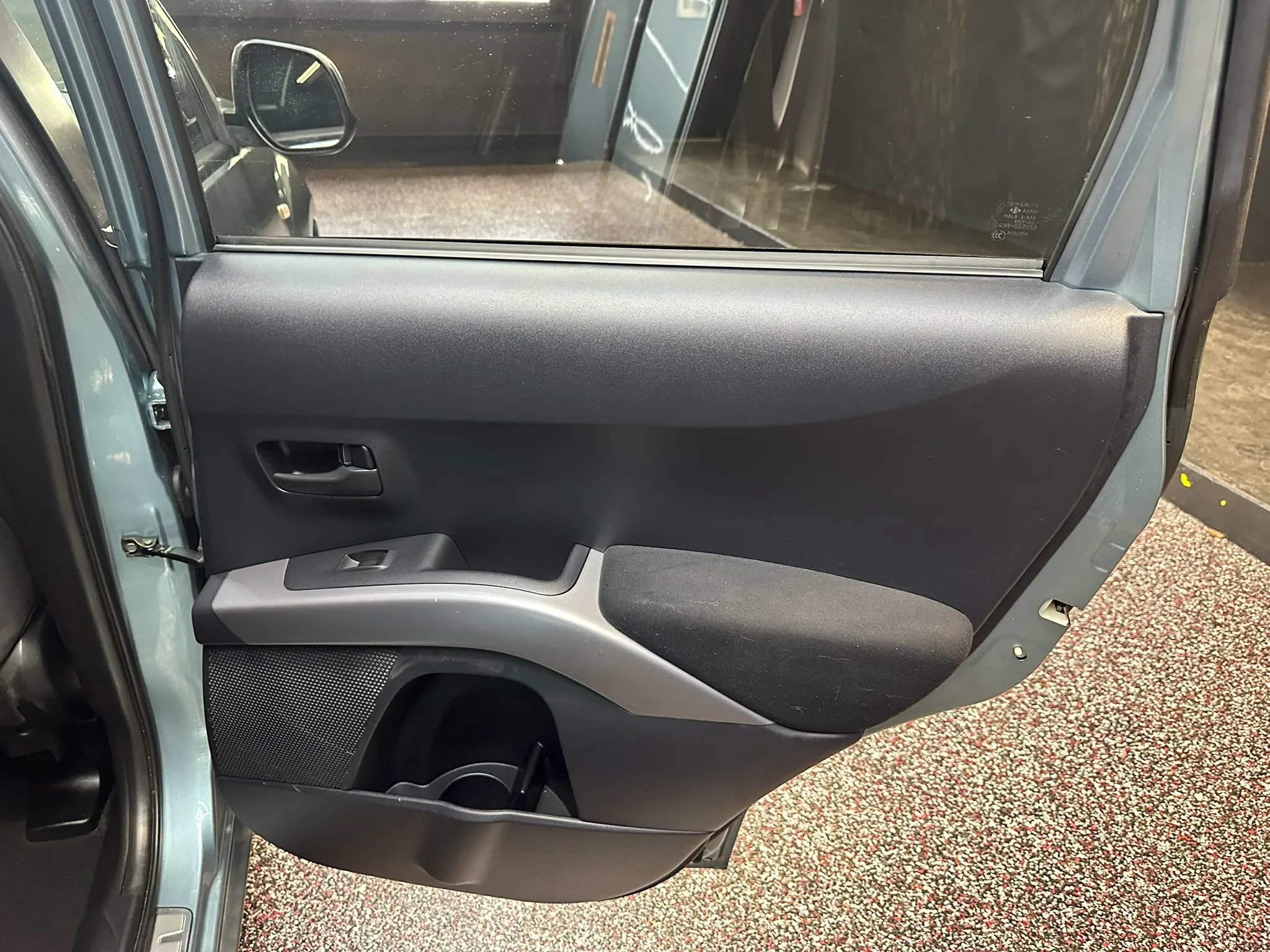 Used 2007 Mitsubishi Outlander LS AWD/4WD image 25