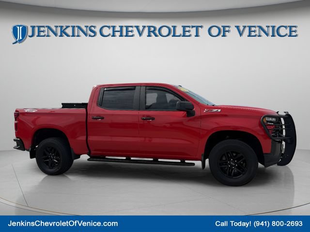 Used 2021 Chevrolet Silverado 1500 LT Trail Boss w/ Convenience Package II AWD/4WD image 2