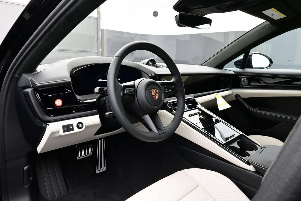 New 2026 Porsche Panamera GTS AWD/4WD image 4