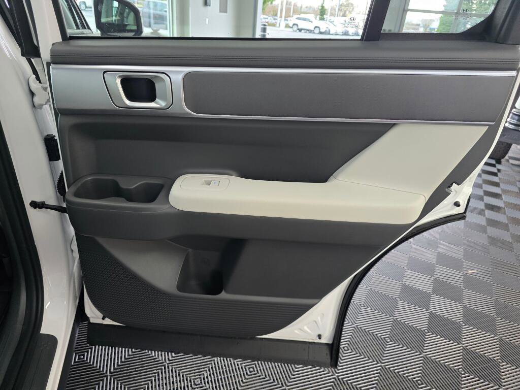 New 2026 Hyundai Santa Fe SE image 38