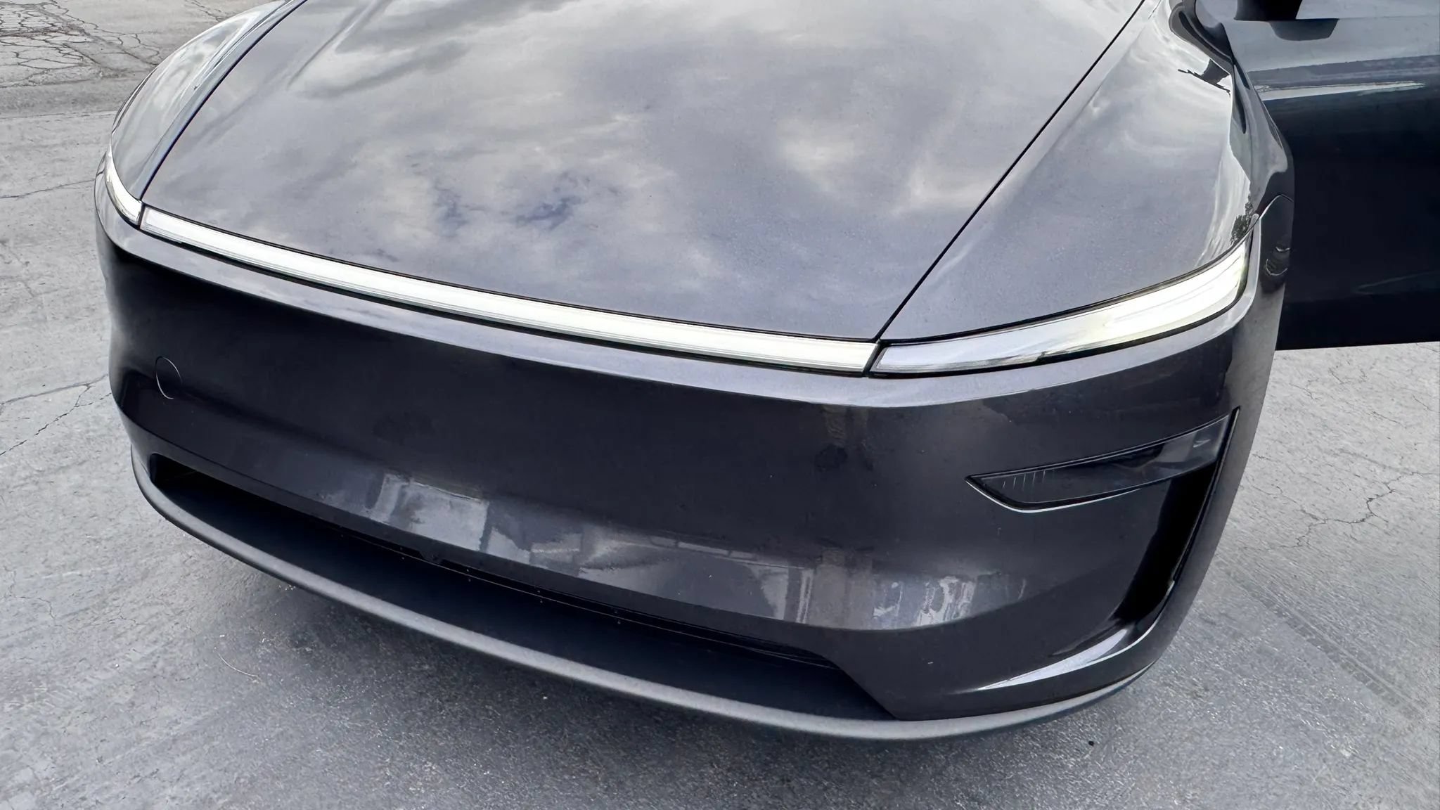 Used 2026 Tesla Model Y AWD image 38