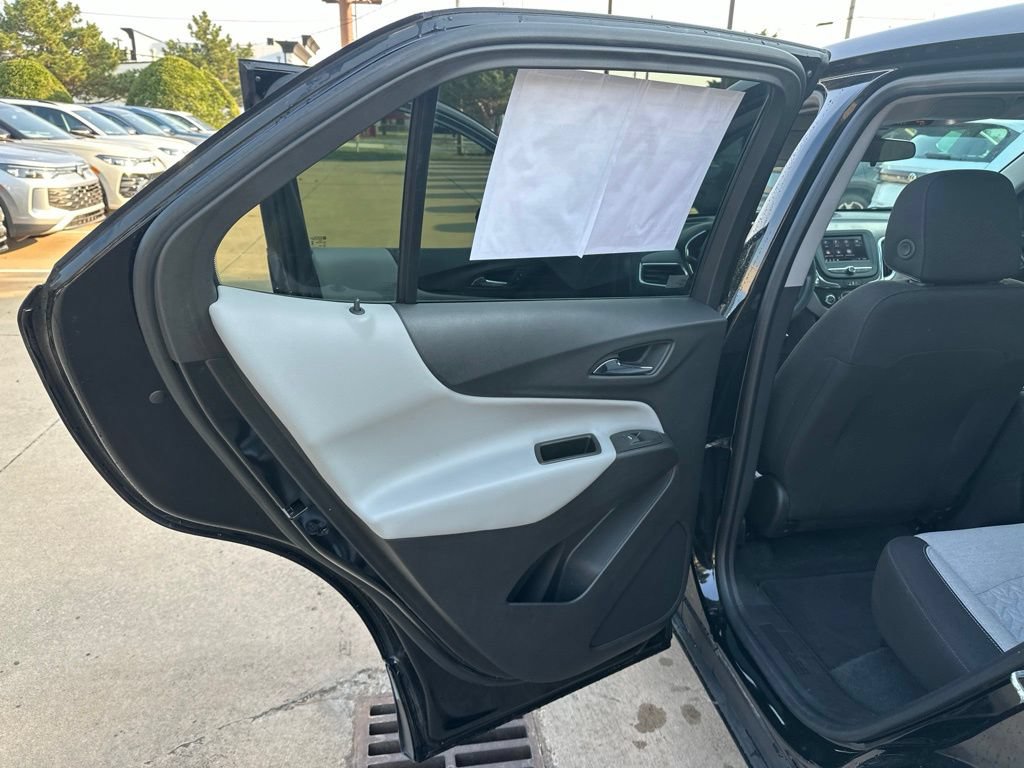 Used 2024 Chevrolet Equinox LS w/ LS Convenience Package FWD image 19