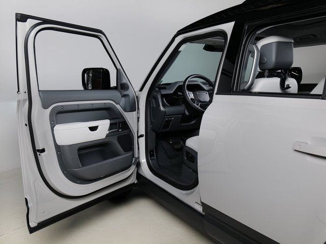 New 2026 Land Rover Defender 110 S AWD/4WD image 24