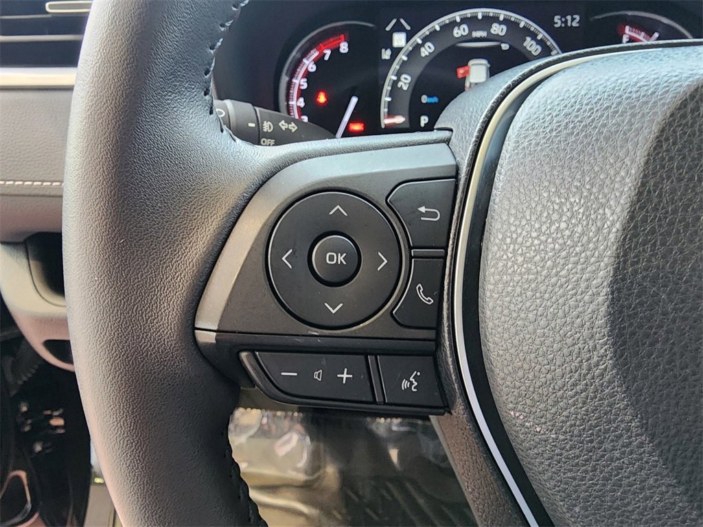 Used 2023 Toyota RAV4 XLE Premium image 19