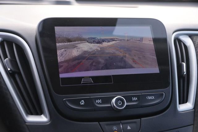 Used 2024 Chevrolet Malibu LT FWD image 17