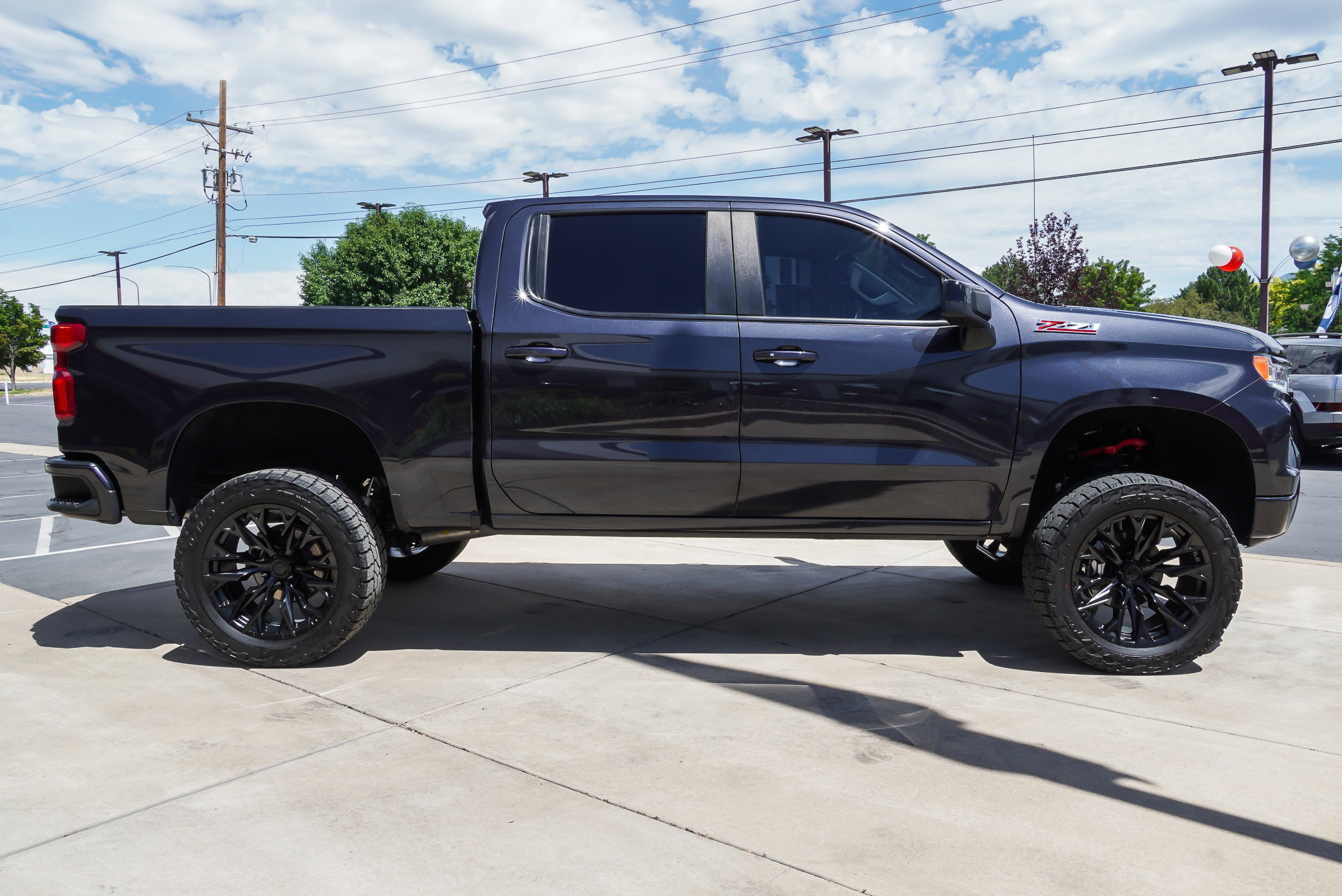 Used 2024 Chevrolet Silverado 1500 RST AWD/4WD image 9