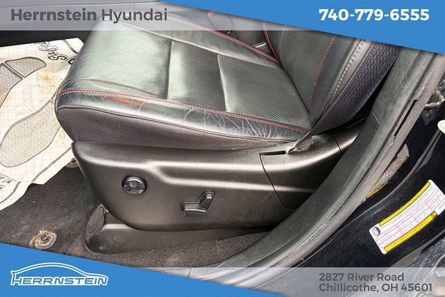 Used 2023 Dodge Durango GT AWD/4WD image 17