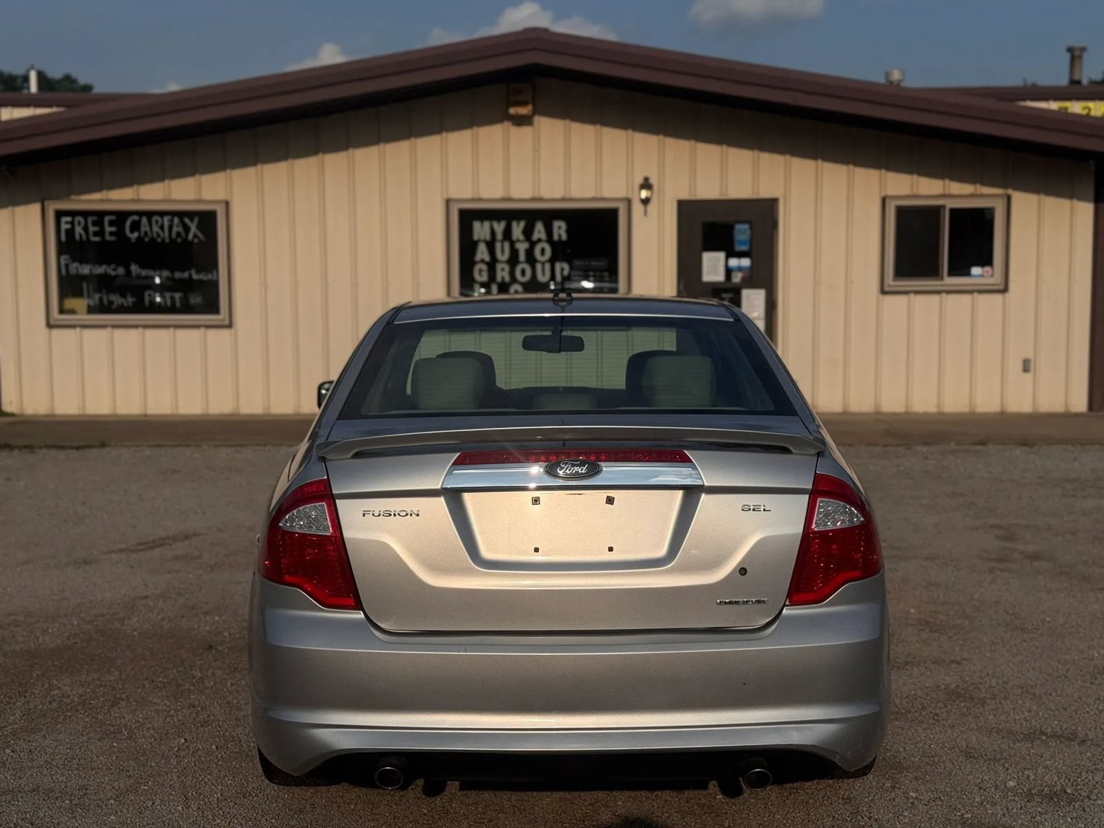 Used 2011 Ford Fusion SEL FWD image 10