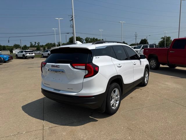 Used 2022 GMC Terrain SLE w/ Driver Convenience Package AWD/4WD image 7