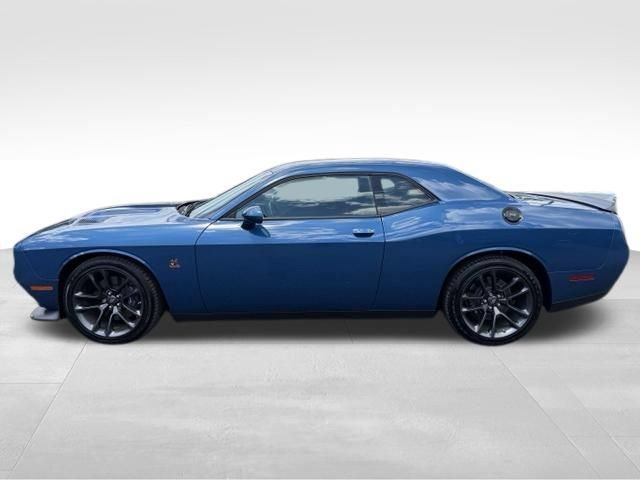 Used 2021 Dodge Challenger R/T Scat Pack RWD image 4