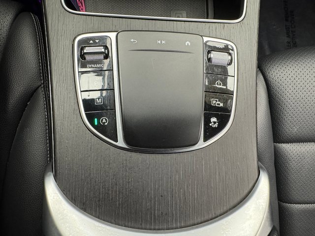 Used 2022 Mercedes-Benz GLC 300 4MATIC w/ Multimedia Package Lite image 20