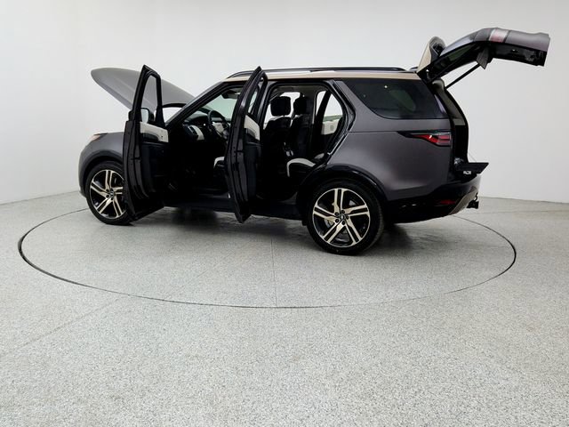 New 2026 Land Rover Discovery Limited Edition AWD/4WD image 12